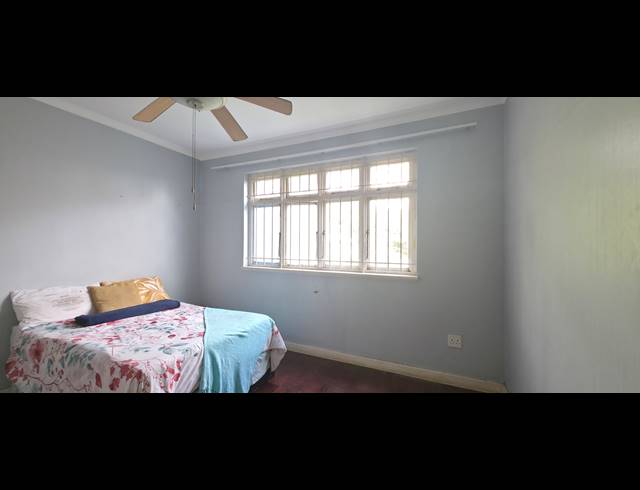 3 BEDROOM APARTMENT FOR SALE IN GLENWOOD